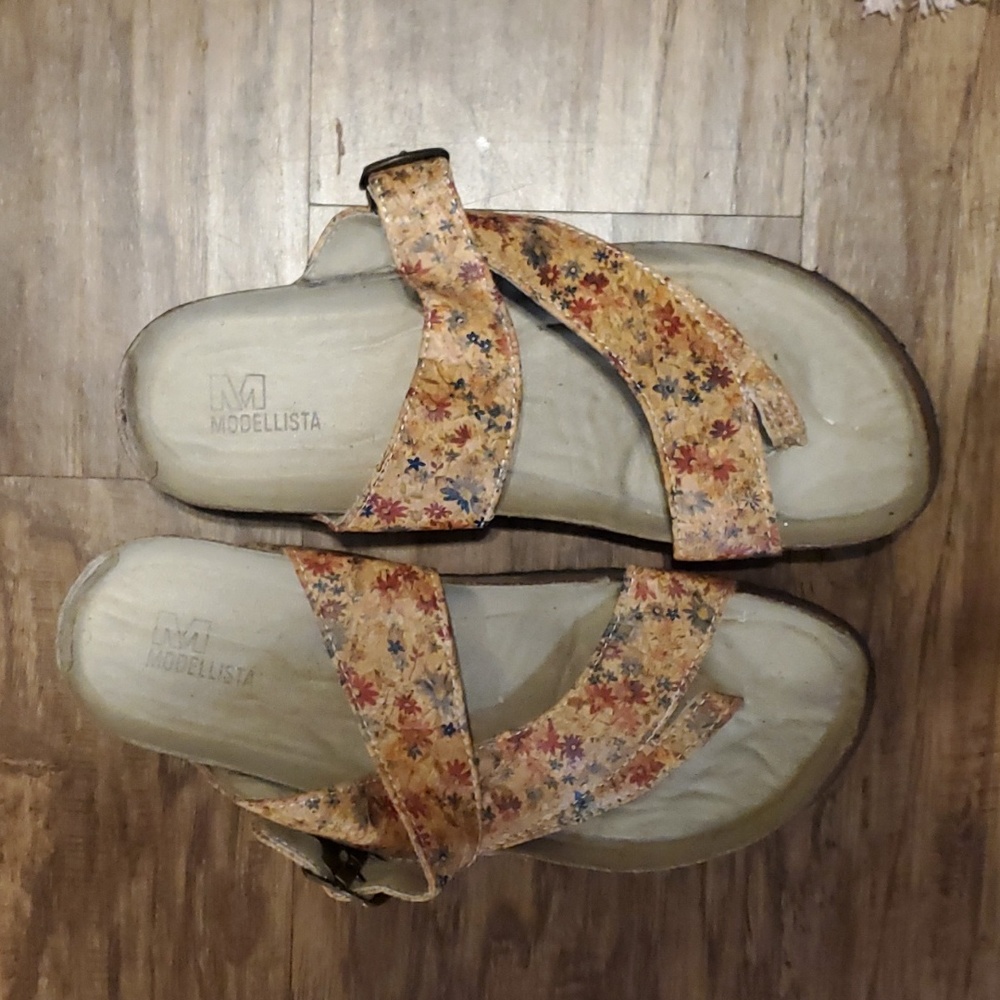 Modellista floral print Sandles sz 11